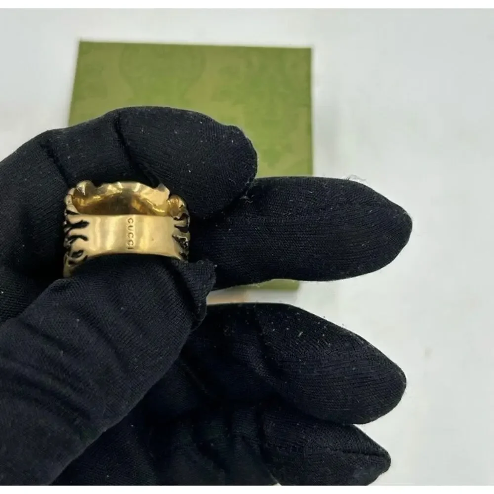 Men's Gucci iconic, Lionhead ring in aged gold tone metal size 11 made in Italy